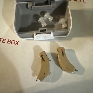 Bernafon Hearing Aids Left And Right - Picture 1 of 5