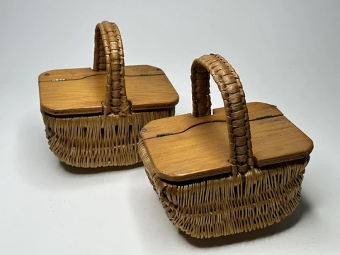 Vintage Mini Baskets 1980’s Kiddie Purse Handle Wood Hinge Lid Picnic Style Cover