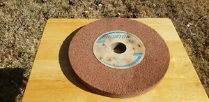 Molienda Norton 38a24-j8v hecha en EE. UU. 12"" D × 1"" × 1-3/4"" Árbol 2070 rpm - Imagen 1 de 11