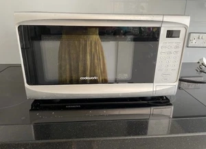 Cookworks 700W Microwave Oven White - Picture 1 of 2