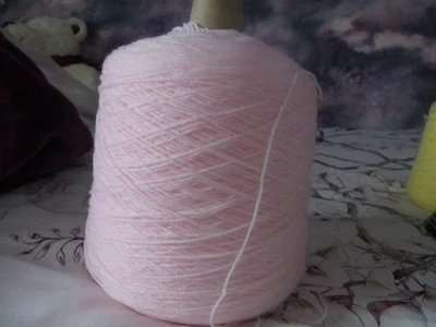 4ply baby pink wool  on cone, ideal for knitting machines 400grammes - Image 1 of 2