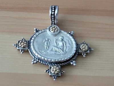 Dije colgante Tagliamonte de plata de ley y 14K Foto 1 de 4