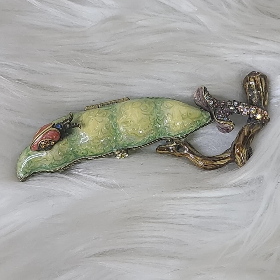 Jay Strongwater Phoebe Two Peas in a Pod Trinket Box Swarovski Crystals- New Fun - Image 1 of 3