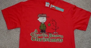 Snoopy Christmas T Shirt Peanuts Medium Red Green Charlie Brown - Picture 1 of 1