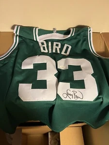LARRY BIRD SIGNED BOSTON CELTICS CUSTOM GREEN JERSEY - JSA - Picture 1 of 5