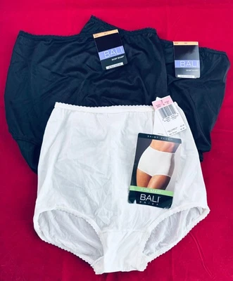 3 PARES BRAGAS BREVES BALI SKIMP SKAMP NUEVAS CON ETIQUETAS 2 NEGRAS Y 1 MARFIL COBERTURA COMPLETA TALLA 7 Foto 1 de 4