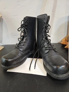 Schwarze Stahlkappe Größe 13 einmal getragen Combat Style Stiefel - Bild 1 von 7