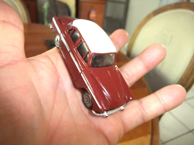 Dinky Toys Fr 544 Simca Aronde Rouge Brique Toit Créme  restaurée  + boite copie - Photo 1/4