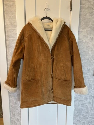 Abrigo con Capucha de Cuero Gamuza Vintage Años 90 Talla Med Imitación Piel Talla Mediana Western DEFECTUOSO Foto 1 de 4