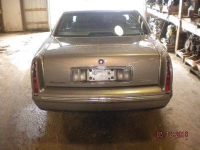 Driver Left Cylinder Head 8-279 4.6L Fits 95-99 DEVILLE 9813363 - Image 1 of 4