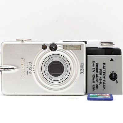 Canon Digital IXUS 30 3.2MP Compact Digital Camera Silver Tested Complete Kit - Image 1 of 4