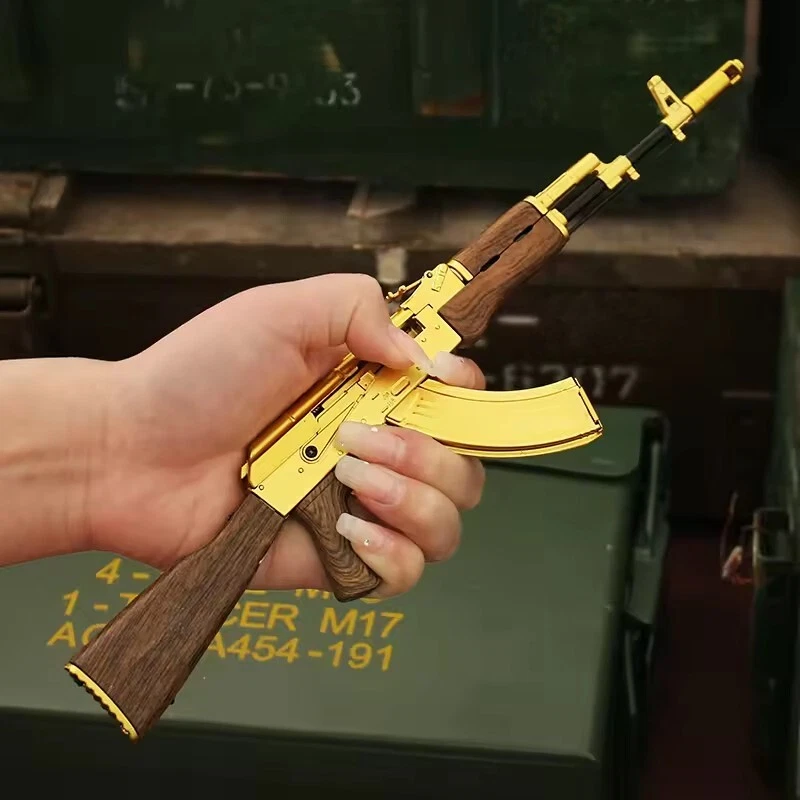 Nuevo 1:3 Die Cast AK-47 Coleccionable Miniatura Pistola No Cabra Modelo Juguete Foto 1 de 4