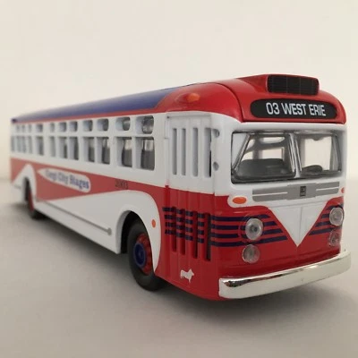 Corgi US54018 GM 4503 "Old Look" Bus - Corgi City  1:50 NIB!!   ** RARE!! **  - Image 1 of 4