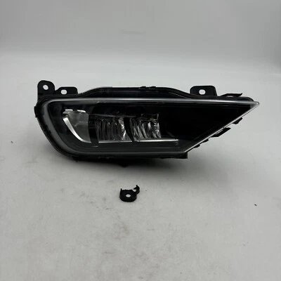 FARO ANTINIEBLA LADO PASAJERO DELANTERO DERECHO VOLVO XC90 OEM 2016-2022 Foto 1 de 4