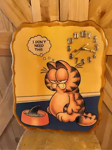 Vintage wood Garfield wall clock - Picture 1 of 10