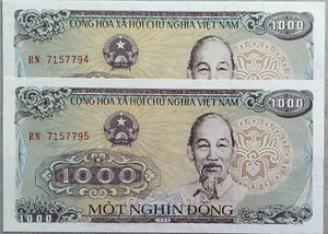 Vietnam 1988 2 pcs Running Number 1000 Dong Note RN 7157794 - 7157795 - Picture 1 of 2