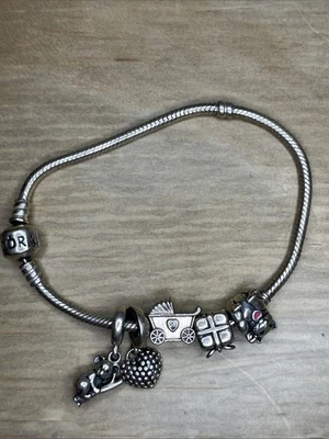 pulsera pandora charm con dijes de plata 925 Foto 1 de 4