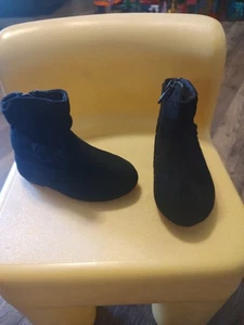 Kleinkind Mädchen Größe 6 schwarz Kunstleder Reißverschluss Stiefeletten Wonder Nation - Bild 1 von 7
