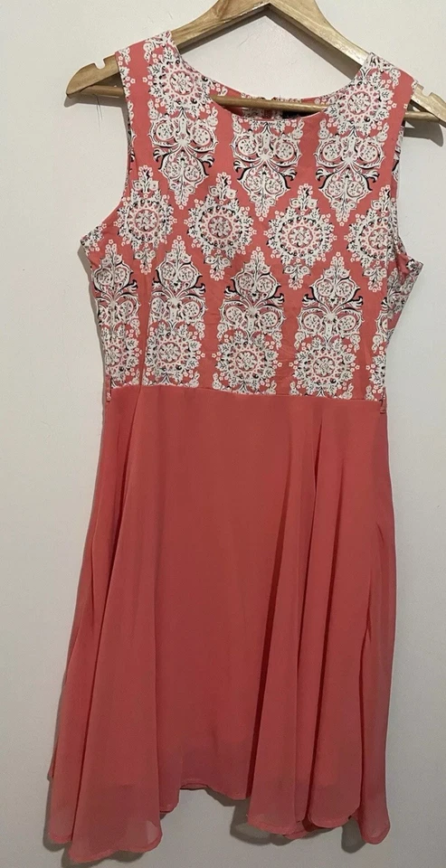 Caroline Morgan Size 12 Women’s Fit & Flare Floral Dress Sleeveless Zip Casual - image 1 of 4