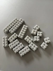 Lego Lot Of Grey Bricks 2X2 4 6 8 Please Read Description - Lot 108 - Picture 1 of 4