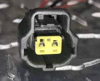 5014003AA DODGE AIR INLET TEMP SENSOR CONNECTOR FOR 2001 Dodge Ram 2500 - Image 1 of 4