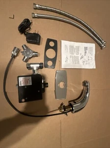 Equip by T&S Faucet Electronic Deck Mount Cast Spout Single Hole 5EF-1D-DS H2 - Picture 1 of 10