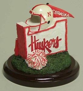 Slavic Treasures Mascot Mini Figurine Nebraska Cornhuskers - Boxed 6481393 - Picture 1 of 1