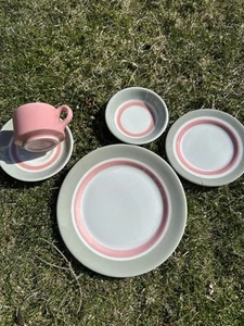 5 Pc Place Setting Shenango China MCM Restaurant Ware Pink Gray Banded PRISTINE! - Picture 1 of 6