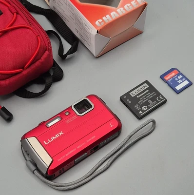 Panasonic Lumix DMC-FT25 16.1MP Digital Camera Waterproof 7m Red, Charger, SD - Image 1 of 4