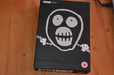 THE MIGHTY BOOSH Series 1 & 2 (2004-2005) [DVD] Box Set including booklet - Image 1 of 4