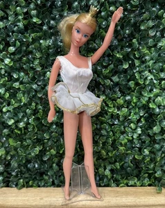 Vintage 1976 Ballerina Barbie Doll Blonde - Crown and Tutu #9613 Mattel - Picture 1 of 17
