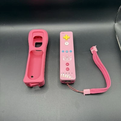 Princess Peach Nintendo Wii Remote Controller W/ Sleeve and Strap - Tested -RARE - Image 1 of 4