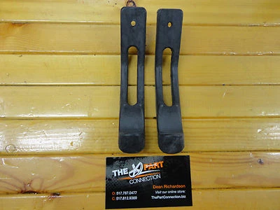 两个 SKI DOO HOOD LATCH STRAPS 替换原始设备制造商 #570025900 和 570027100 适合 1995-05 — 第 1/3 张图片