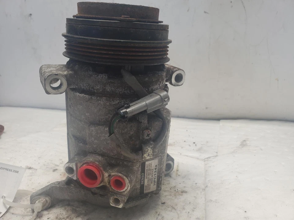 Compresor furgoneta Chevrolet Express 2500 6,0 L 17 18 19 20 Foto 1 de 1