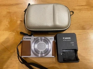 Canon G9X Silver/Brown with Charger and Case - Picture 1 of 5