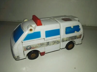 Transformers G1 Ambulance robot Hasbro/Takara 1986 Protectobot/Autobot.Rare - Imagen 1 de 4