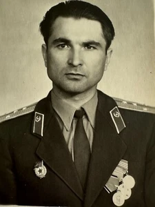 Retrato fotográfico de colección guapo joven cariñoso soldado ejército URSS - Imagen 1 de 3