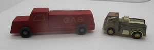 Due camion giocattolo vintage.. Tootsietoy e fatti a mano - Foto 1 di 8