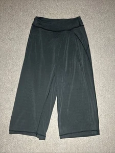 LULULEMON Blissed Out Culottes Women's Size 4 Black - Picture 1 of 5