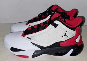 Jordan Max Aura 4 White Uni Red White Black -UK9-US10- Basketball Sneaker Shoes - Picture 1 of 7
