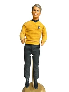 Ken Barbie bambola come Star Trek capitano Kirk Mattel - Foto 1 di 9