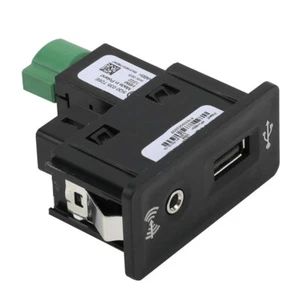 5G0035222E CarPlay Media AUX USB AMI Input Port Socket For VW Golf MK7 GTI 17-21 - Picture 1 of 7