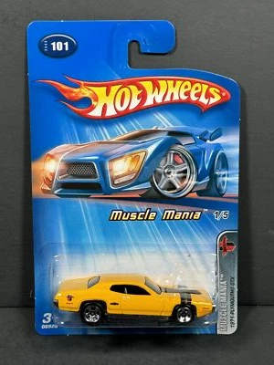 HOT WHEELS 2005 1971 Plymouth GTX 1/5, Yellow, Muscle Mania, #101 5-Spoke - Image 1 of 4