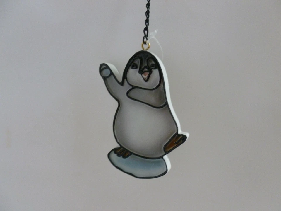 VIVID ARTS BRAND NEW HANGING CRYSTAL SNOWBALL PENGUIN CHRISTMAS ORNAMENT