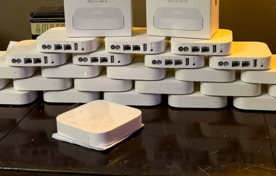 Same Day Shipping Apple Airport Express 2nd Gen A1392 w/Cable MC414LL/A Airplay - Image 1 of 4