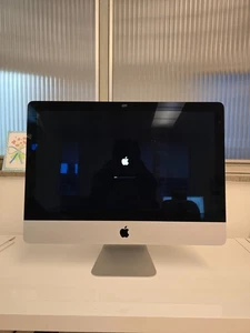 Apple iMac 21,5" (Mitte 2014) – gebraucht, funktionsfähig, mit Gebrauchsspuren - Bild 1 von 15