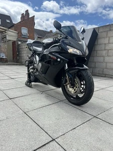 Honda CBR 1000 rr fireblade - Picture 1 of 13
