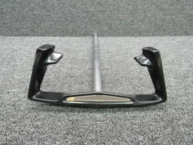 602113-501 美国航空 AA-1A 控制轮 LH 或右手(L:21-3/8 英寸,D:0.75) — 第 1/4 张图片