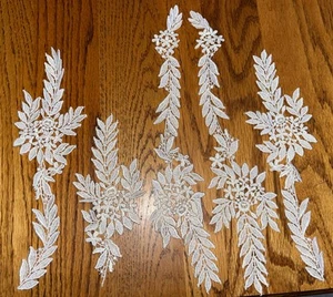 Lotto vintage di applicazioni da cucire foglie floreali pizzo uncinetto orlo cucito artigianato - Foto 1 di 4