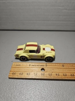 2016 HOT WHEELS DATSUN FAIRLADY 2000 YELLOW  W RED & WHITE Clean Combine Ship  - Image 1 of 4